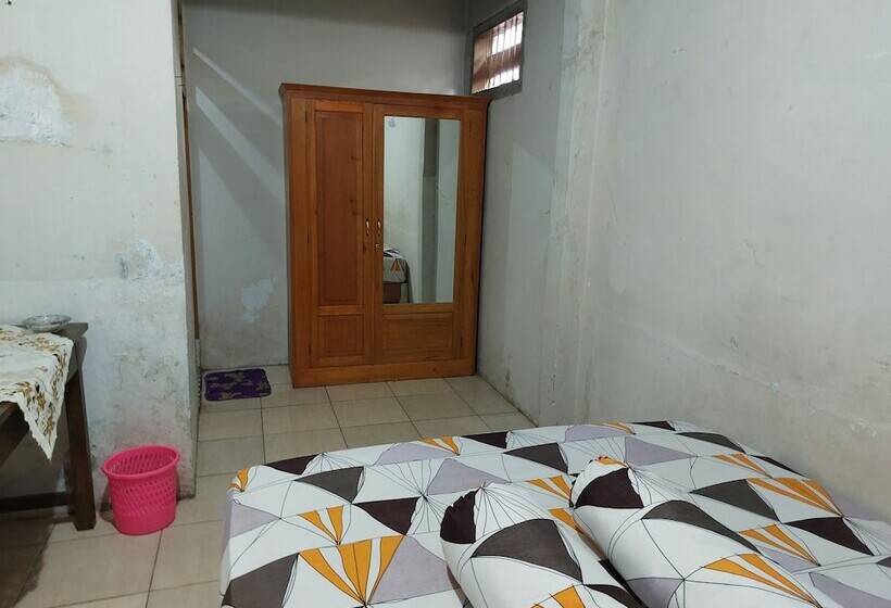 فندق Spot On 92777 Leheran Homestay Near Chr Farm