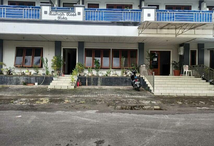 هتل Spot On 92782 Rumah Kost Kita Tarakan
