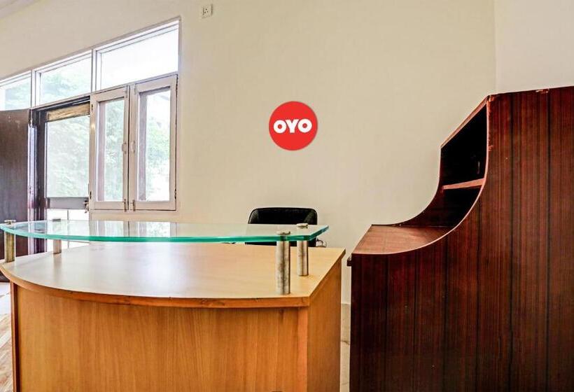 Oyo Flagship Hotel Jagdambey Residency