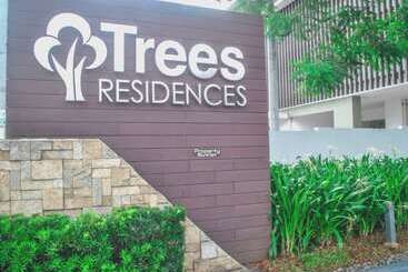 پانسیون Room In Condo Butler S Bnb A Trees Residences Qc Phil