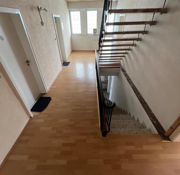 پانسیون 4rent Apartments Boardinghouse