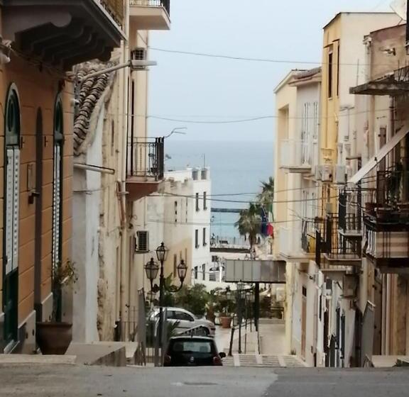 تختخواب و صبحانه Domus Case Vacanze Civico Del Mare