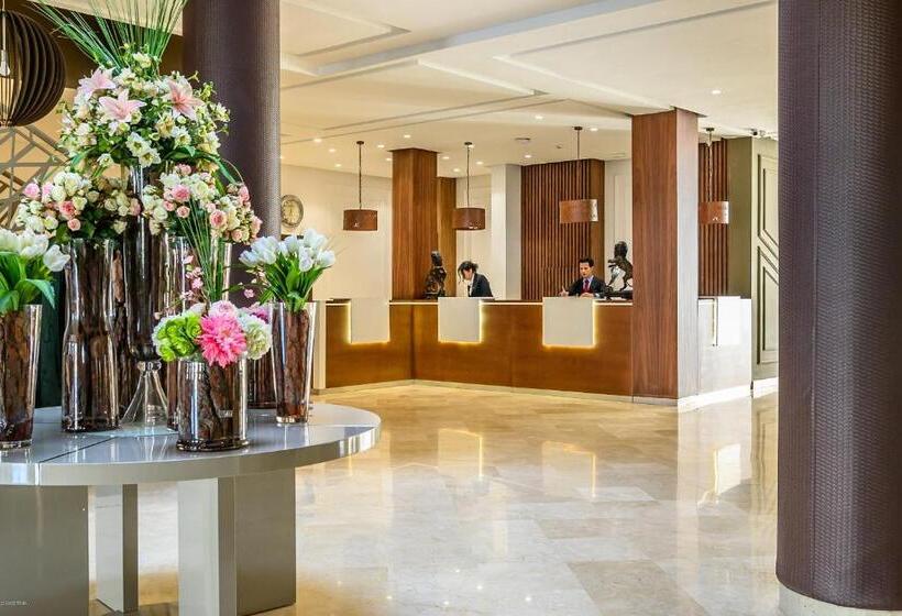 فندق Playa Del Pacha Suites