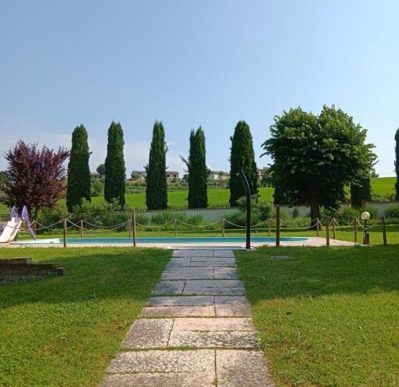 Oasi Del Garda 4