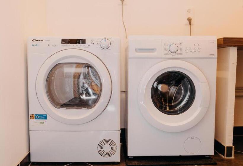 پانسیون Coeur De Ville #h2  Central & Cosy   Logement Partagé   Chambre Privée