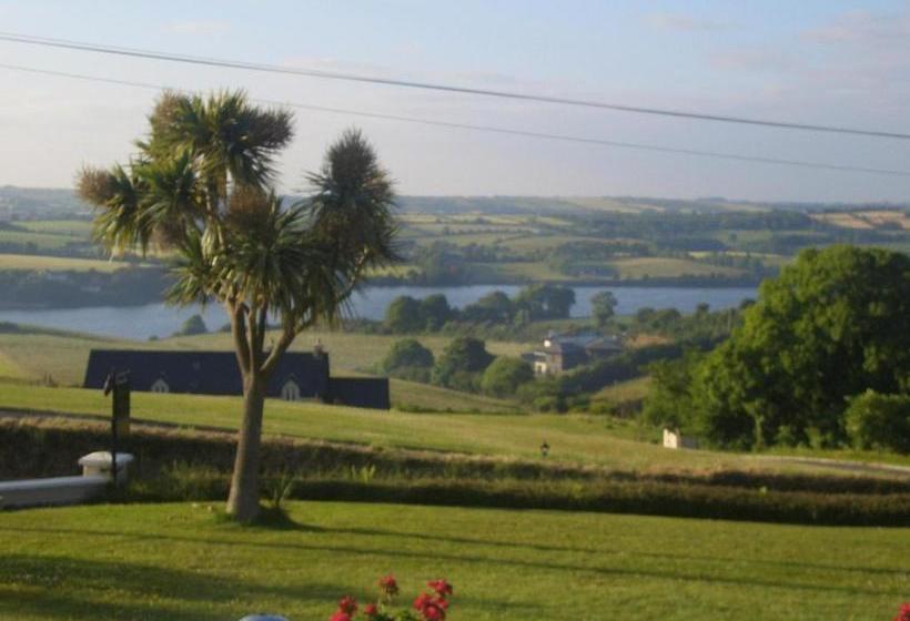 Bed and Breakfast Rivermount House
