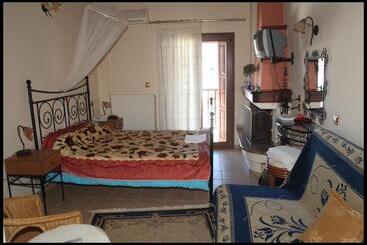 Guesthouse Xenioti
