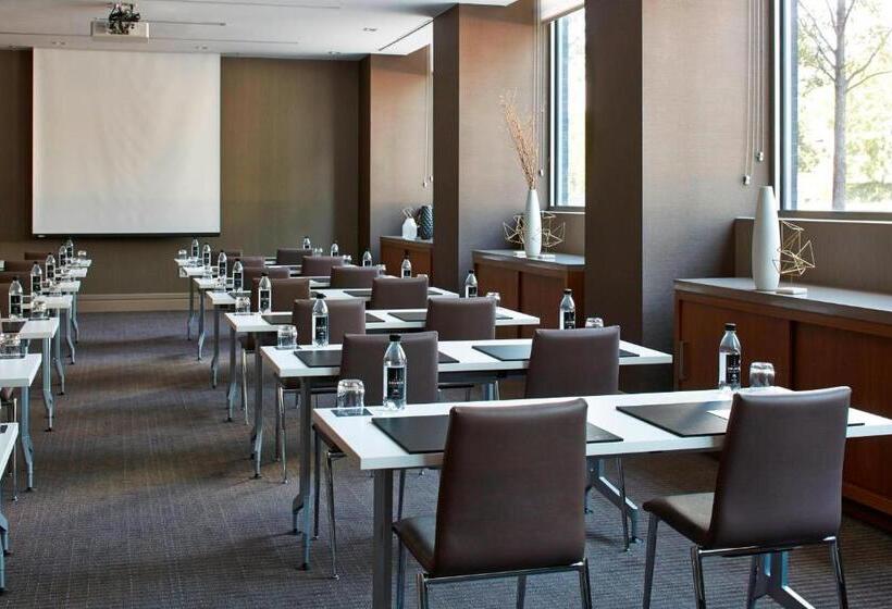 Ac Hotel By Marriott Atlanta Buckhead At Phipps Plaza