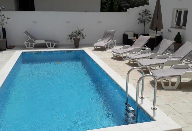 Fotos del hotel Apartments Batur:  12
