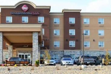 هتل Best Western Plus Kindersley