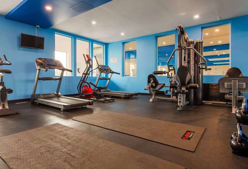 فندق Best Western Plus Kindersley