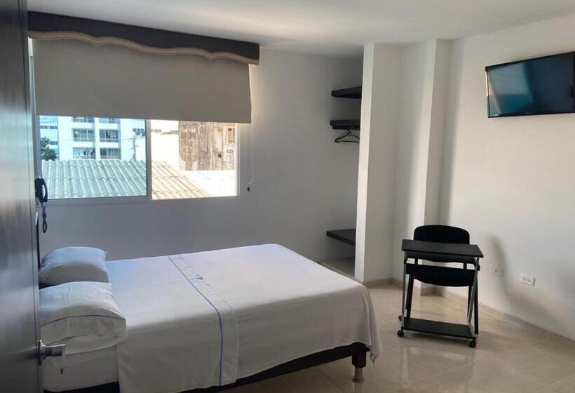 هتل Torres Del Llano