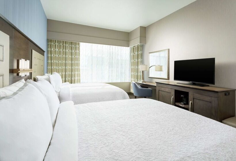 هتل Hampton Inn & Suites Napa