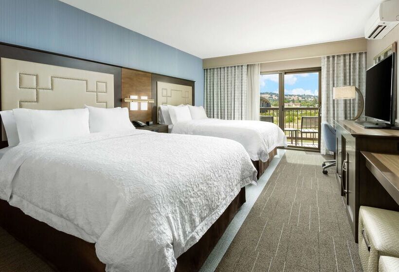 هتل Hampton Inn & Suites Napa