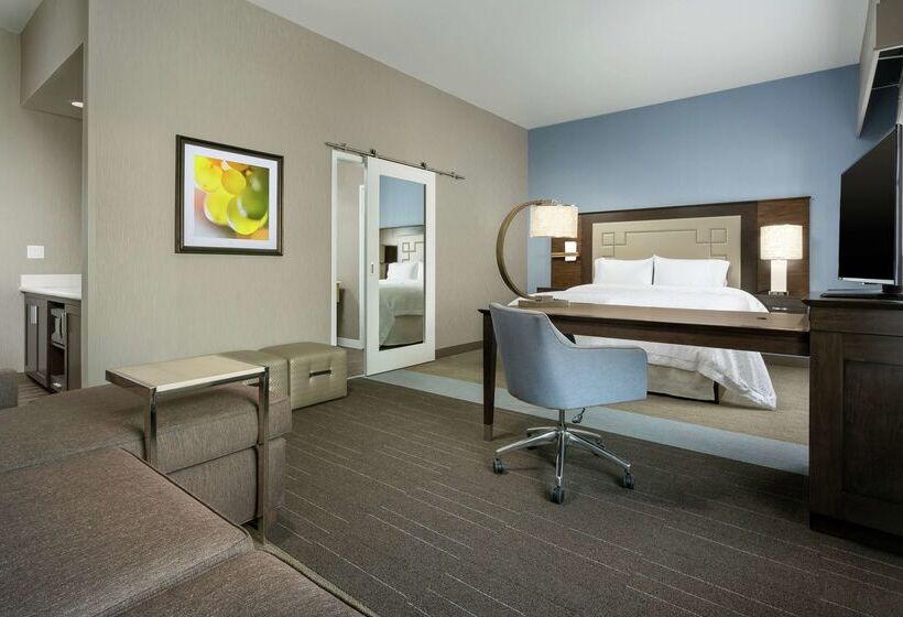 هتل Hampton Inn & Suites Napa