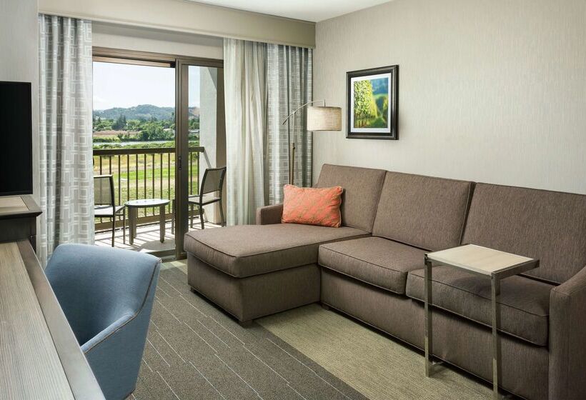 هتل Hampton Inn & Suites Napa