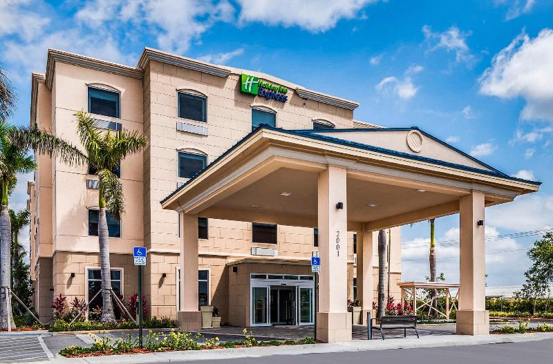 هتل Holiday Inn Express & Suites Boynton Beach East, An Ihg