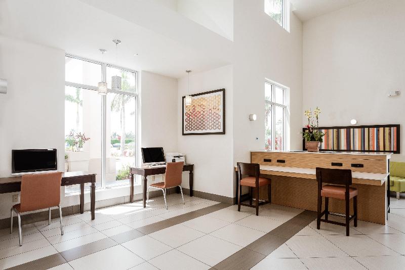 هتل Holiday Inn Express & Suites Boynton Beach East, An Ihg