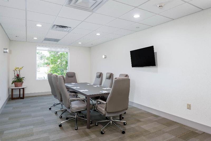 هتل Holiday Inn Express & Suites Boynton Beach East, An Ihg