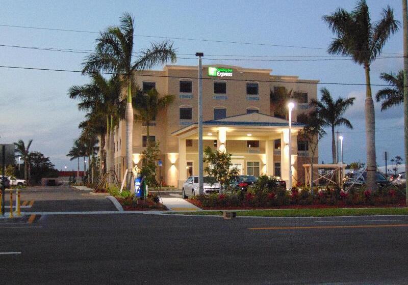 هتل Holiday Inn Express & Suites Boynton Beach East, An Ihg
