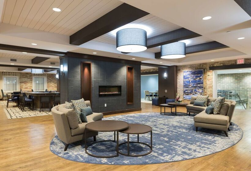 هتل Homewood Suites By Hilton Grand Rapids Downtown
