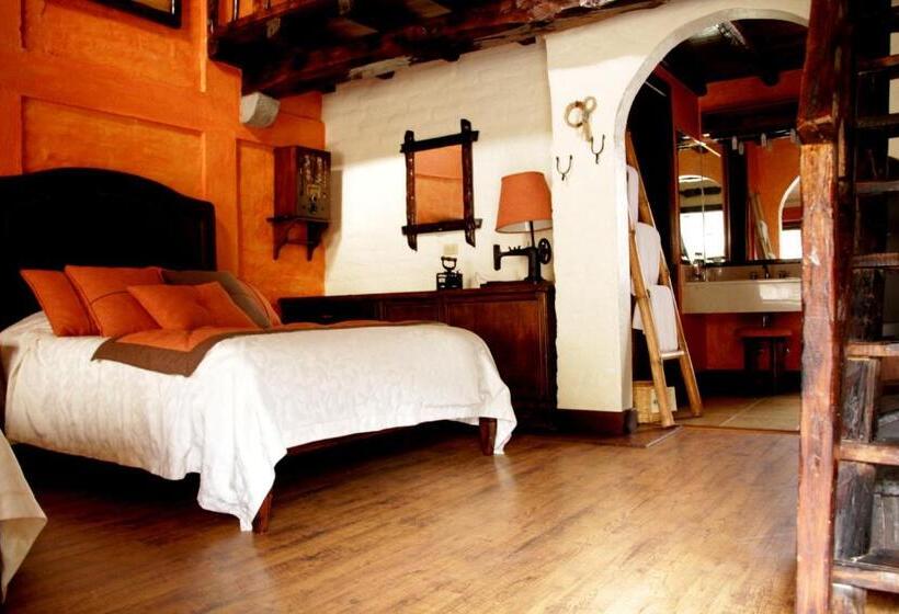 هتل Hosteria Rumipamba De Las Rosas