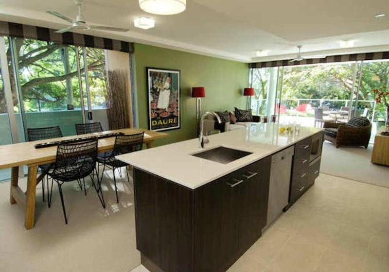 هتل Itara Apartments