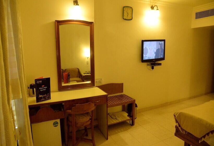 هتل Oyo Premium Mall Road Bathinda