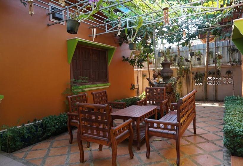 فندق Phetphaylin