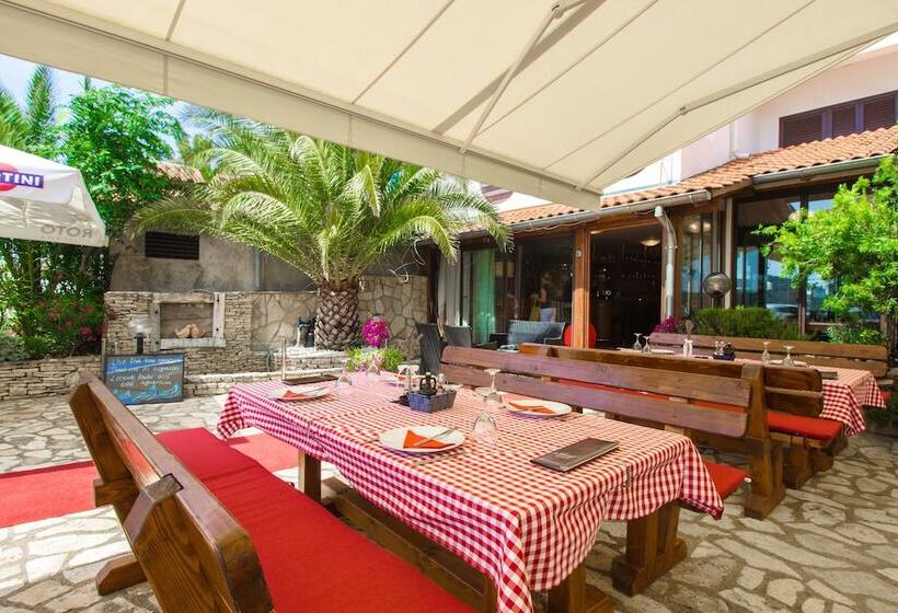 فندق Plava Laguna