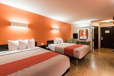 Motel 6 Moosomin, Sk