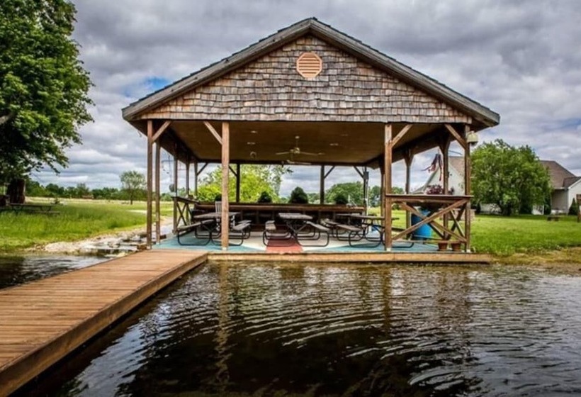 Pleasant Grove Inn