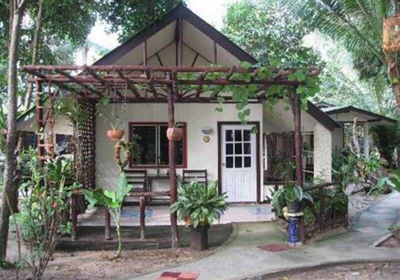 استراحتگاه Harry S Bungalows