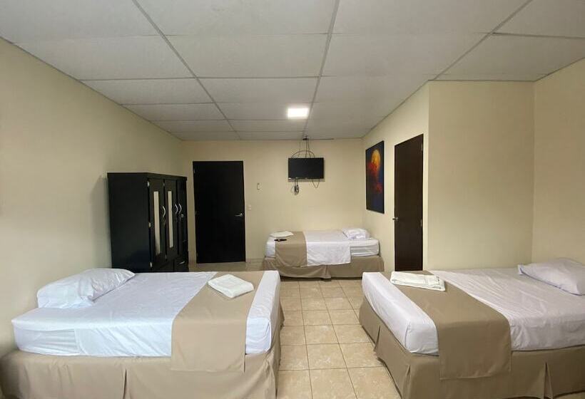 住宿加早餐  La Capilla   Suites & Apartments San Benito
