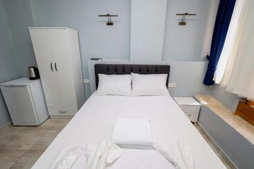 Merdin Suites & Hotel   Downtown