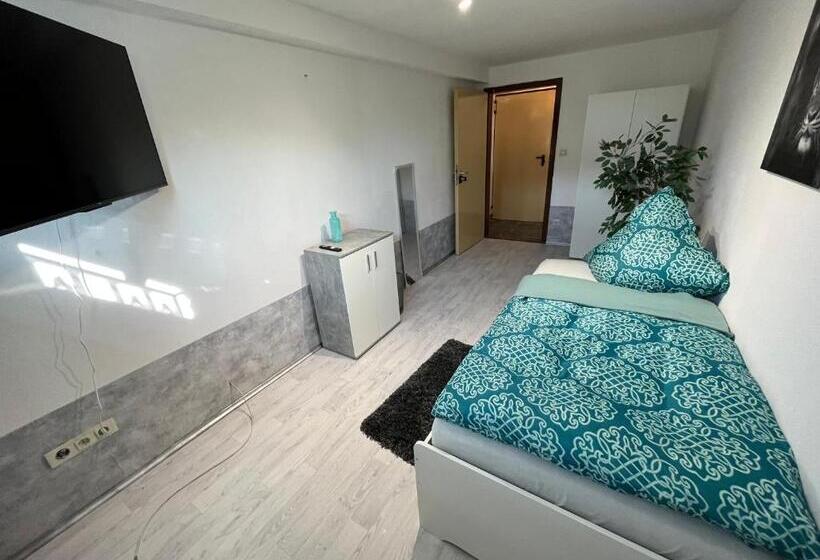פנסיון Haus Haller 5