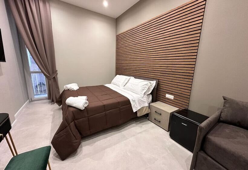 Dimora Del Plebiscito B&b