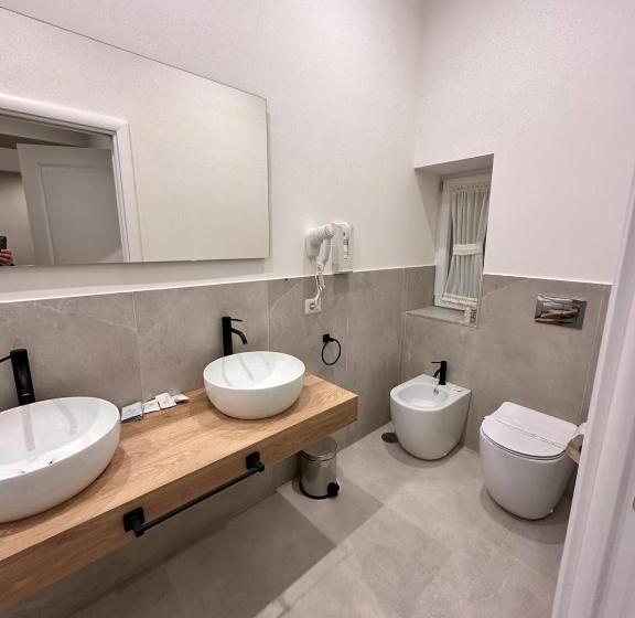 Dimora Del Plebiscito B&b