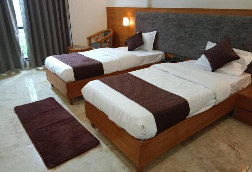 Hotel Sukoon Signature