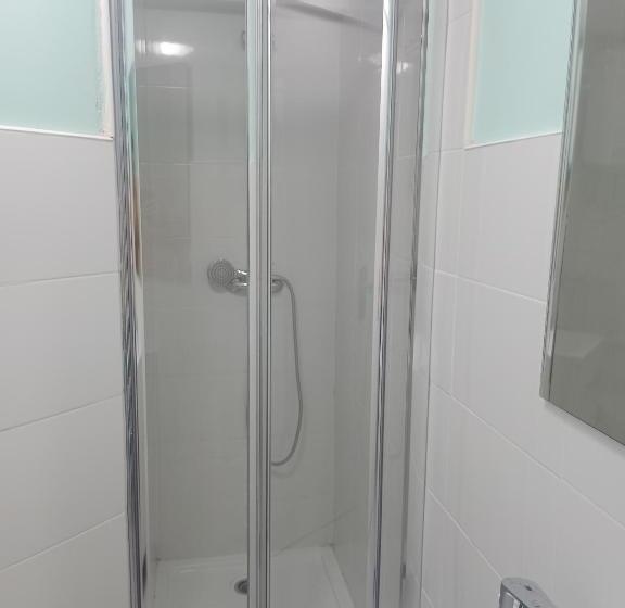 تختخواب و صبحانه Amroom   Santander