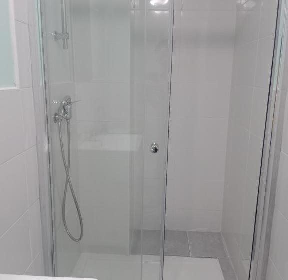 تختخواب و صبحانه Amroom   Santander