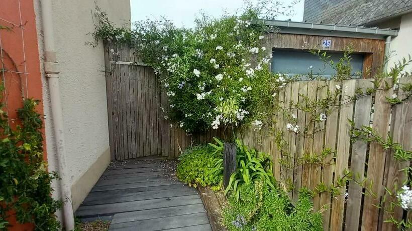 پانسیون Chambre Avec Terrasse Chez Anne