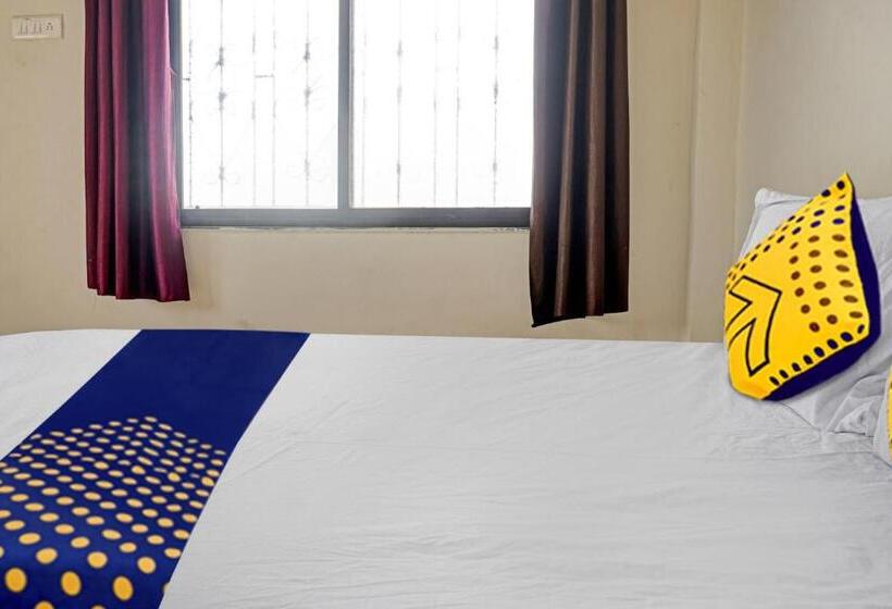 ホテル Spot On Yash Lodge