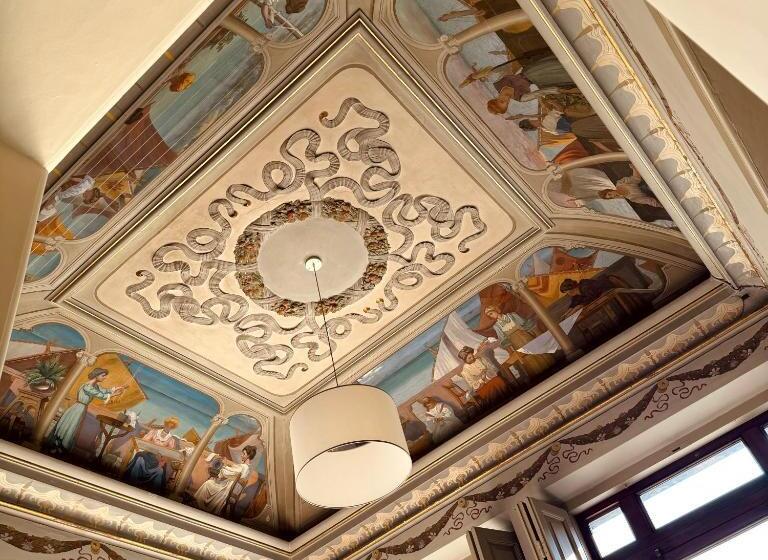 پانسیون Palazzo Lucangeli