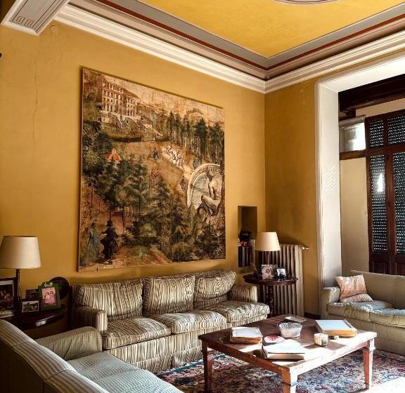 پانسیون Palazzo Lucangeli
