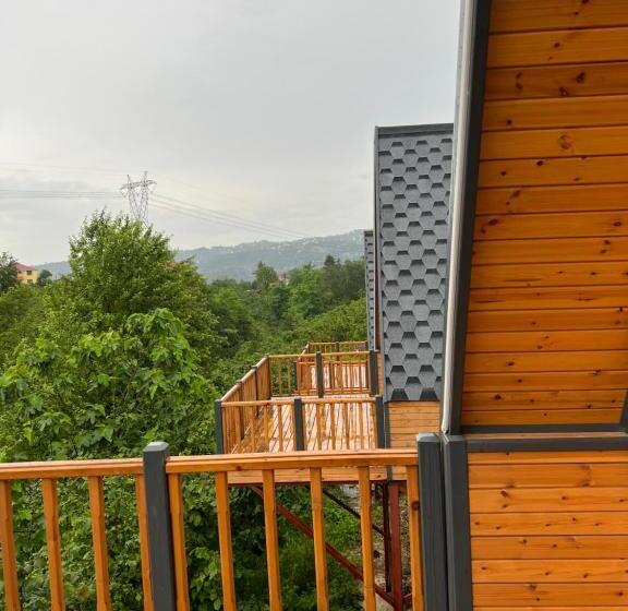 Queen Ci̇ty Hotel And Bungalov