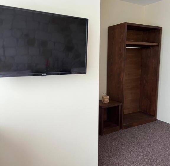Queen Ci̇ty Hotel And Bungalov