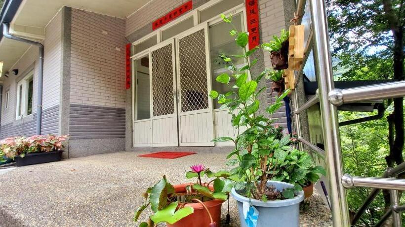 تختخواب و صبحانه 清翠渡假民宿