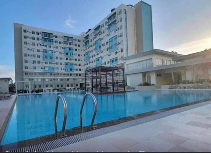 پانسیون Budget Condo 2 Bedrooms