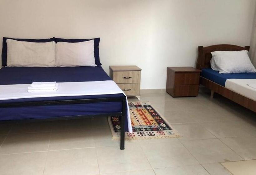 Pensão Lalaj Guesthouse
